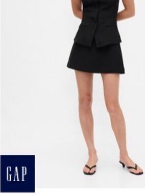 GAP A-Line Mini Skirt Skort in Black